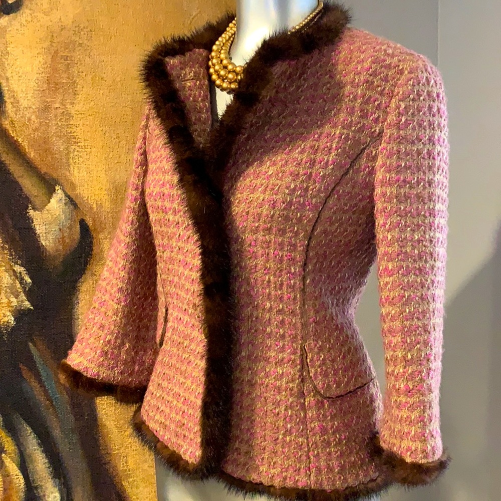 Carries Note Tweed Fur Detailed Jacket.  Sz 85-84-160